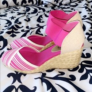 Chaps wedges✨♥️BRAND NEW